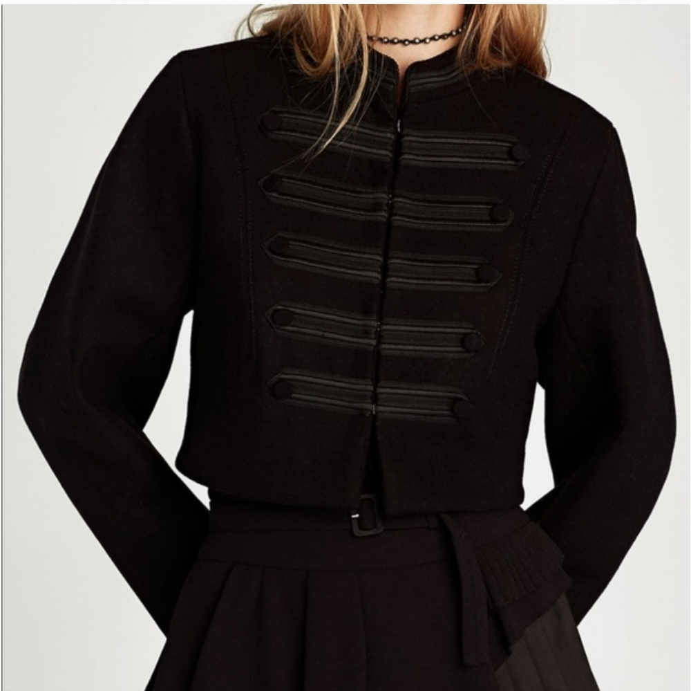 Zara Short Crop Wool Jacket Military Style Jacket With Toggles Womens Size M